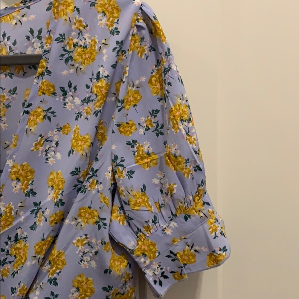 Size Large, Wednesday’sGirl Floral Wrap Blouse - Picture 5 of 5
